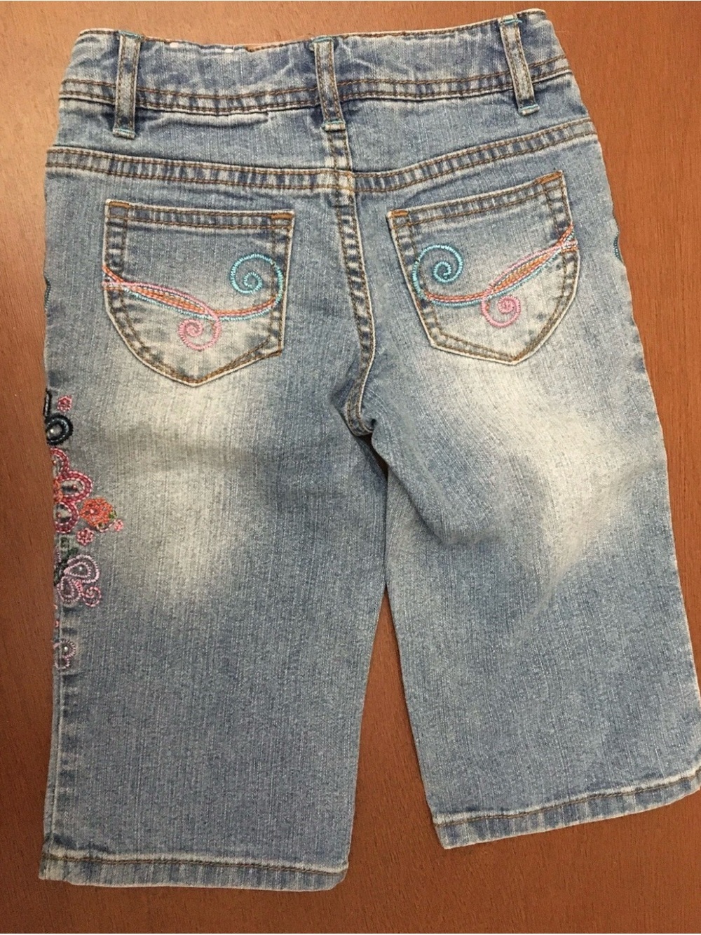 Sonoma Jeans Capri Girls Size 5 Adjustable Waist Embroidered Floral Butterfly - Picture 2 of 7